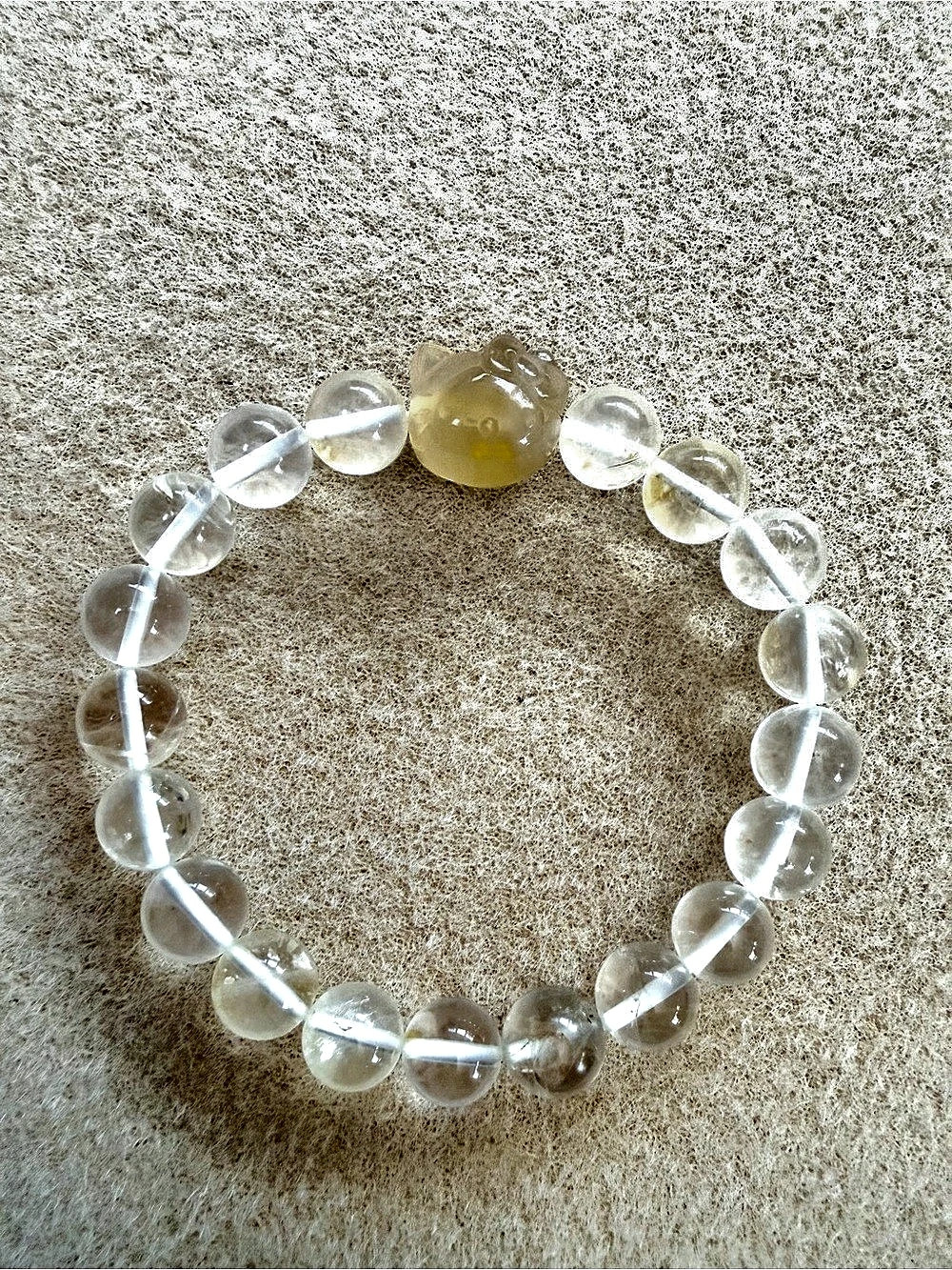 Yellow Hematoid Beaded Bracelet with Yellow Agate HK Charm